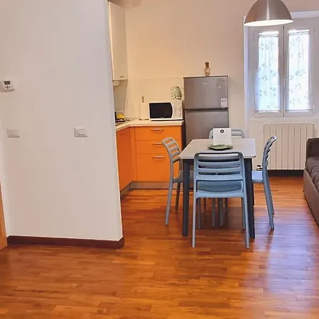 My House&apartments 아파트 아그라테브리안자